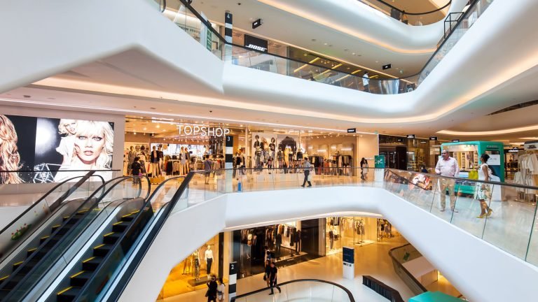 How To Improve Shopping Mall Security With Dmm Facility Management