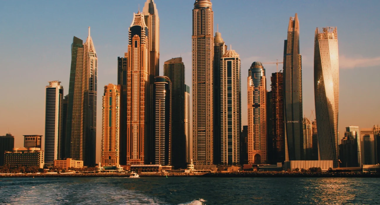 Why does one need an accounting firm when setting up a business in Dubai?